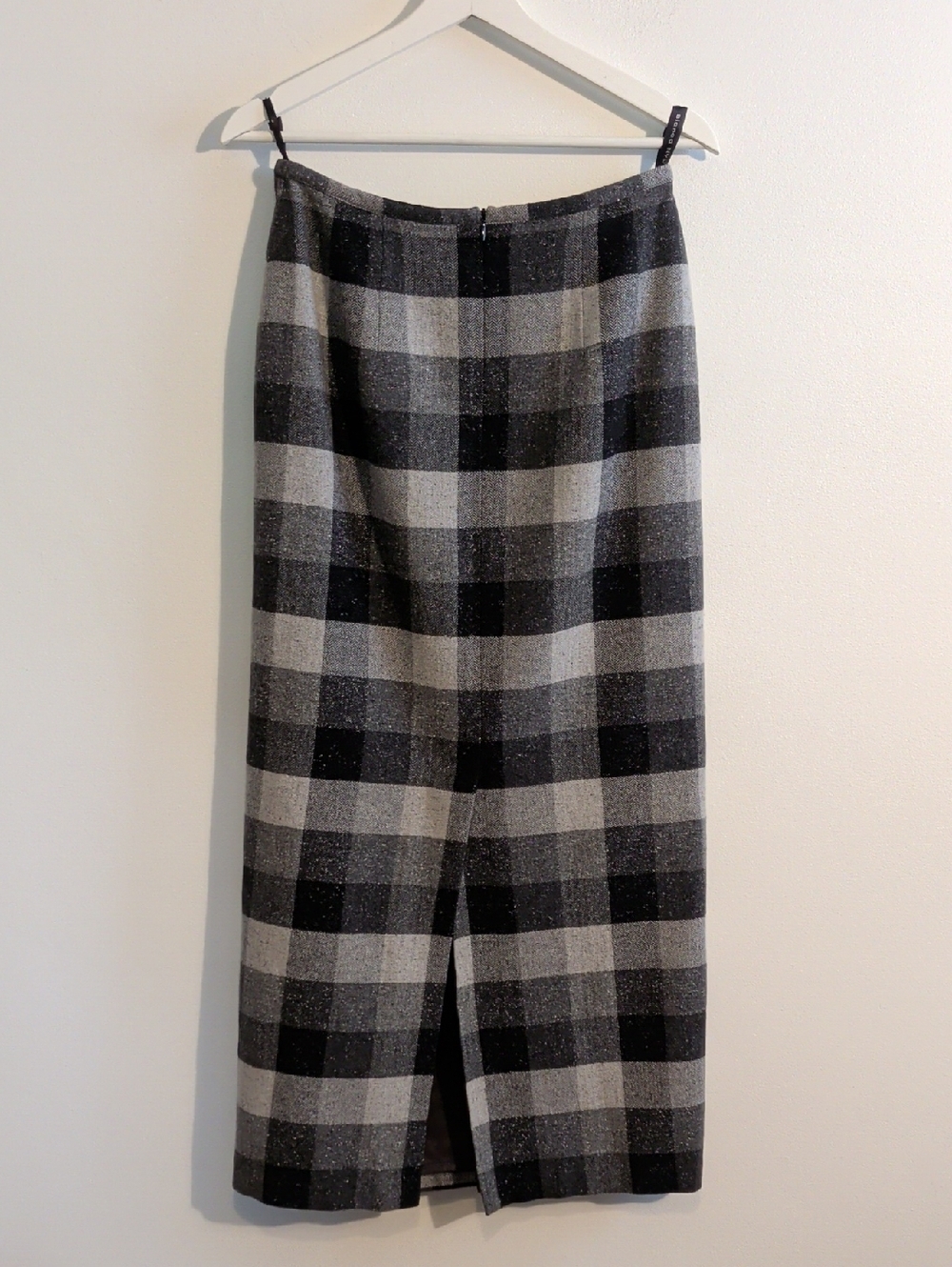 VINTAGE two-piece wool silk blend skirt suit - size 6 & 8 - Picture 13 of 16